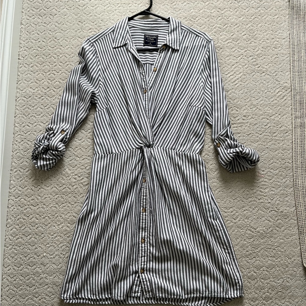 Abercrombie dress medium
